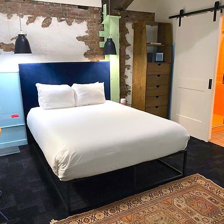 Hotel The Russell Nashville Esterno foto
