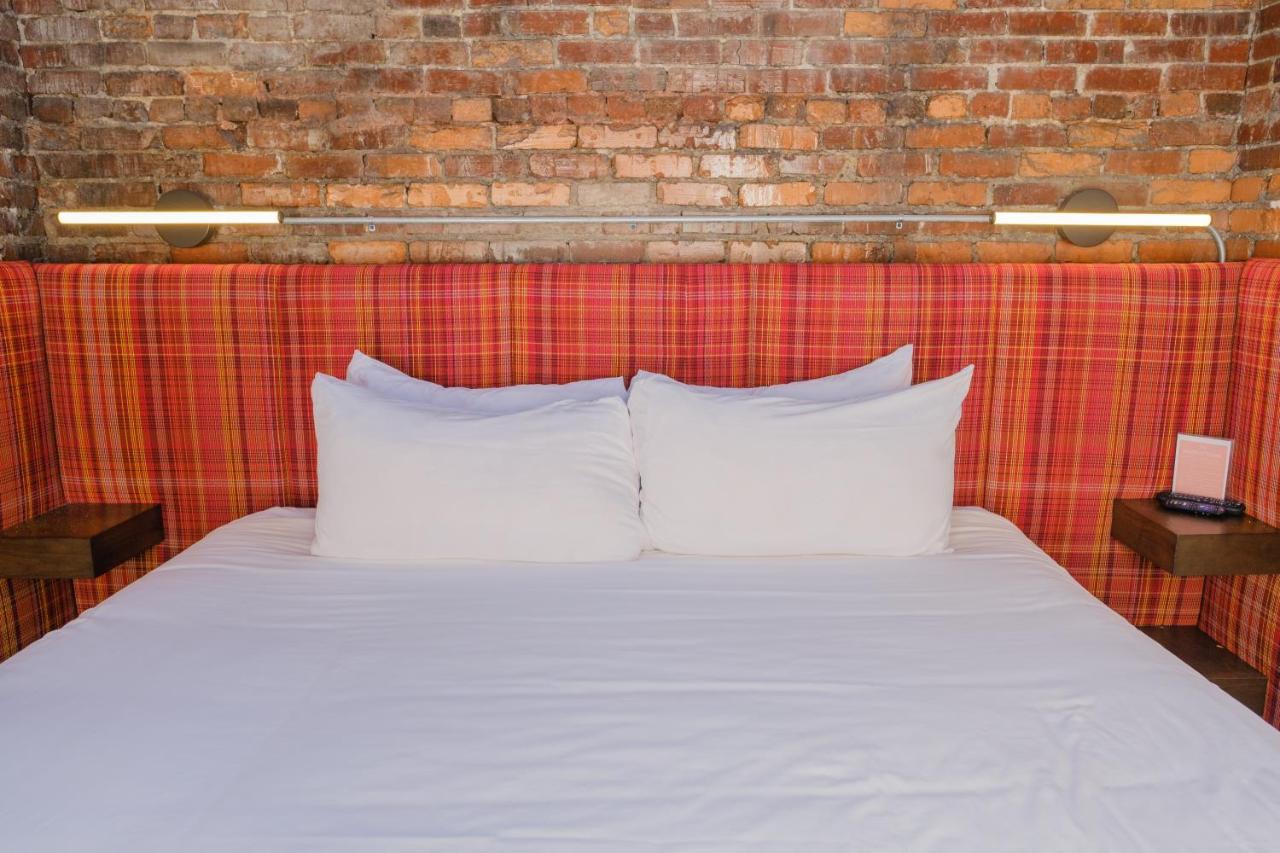 Hotel The Russell Nashville Esterno foto